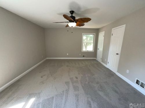 6 Ericson Ave, Helmetta NJ  08828-1107 exterior