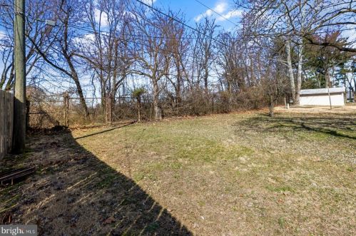 63 Sussex Dr, Willingboro NJ  08046-1407 exterior