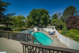 2105 Davison Ave, Richland, WA 99354-2016