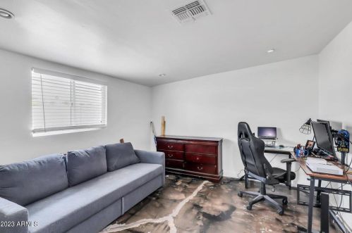 1901 22nd St, Phoenix AZ  85006-2446 exterior