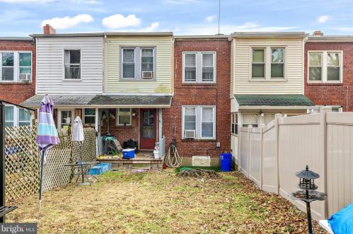 1416 Market St, Camp Hill PA  17011-4813 exterior