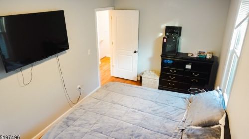 68 Kuna Ter, Irvington NJ  07111-2919 exterior