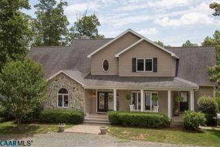581 Blacks Ln, Scottsville, VA 24590-3907