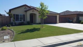 10801 Montemar Dr, Bakersfield, CA 93311-4533