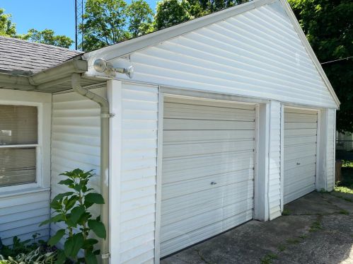 303 Garfield Ave, Valpo, IN 46383-5023