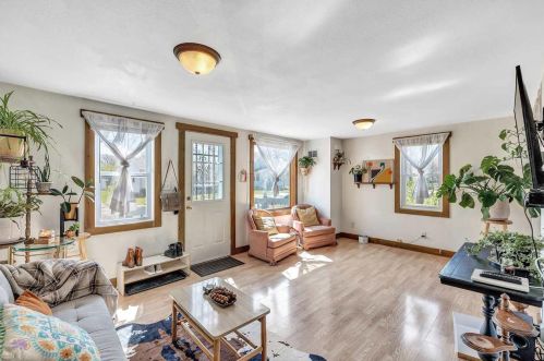 1011 Shea Ave, Green Bay, WI 54303-3809