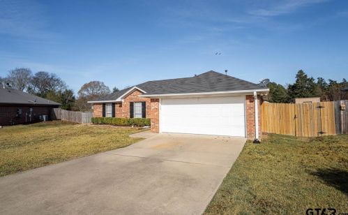 11320 Triple Crown Dr, Flint, TX 75762-6324