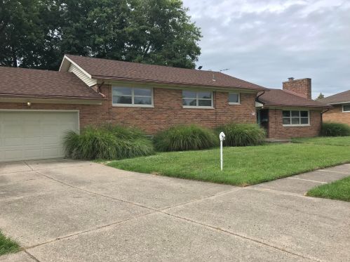 4721 Ashley Dr, Springfield, OH 45503-6006