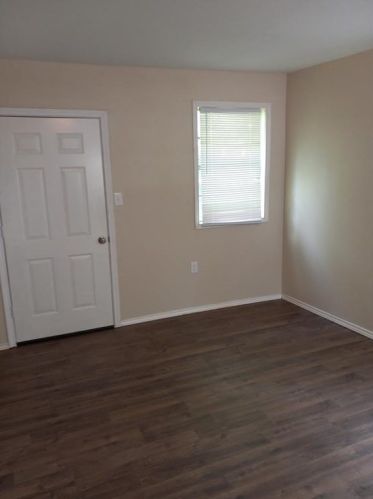 112 Correll Ave, Dinsmore TX  77488-5104 exterior