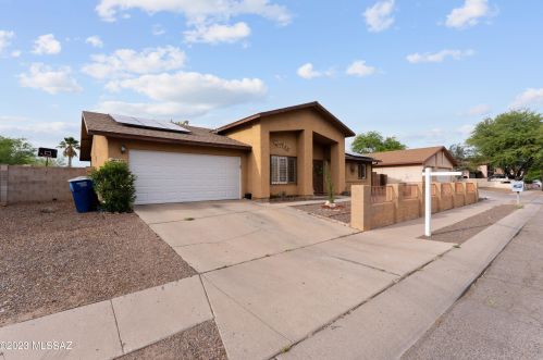 1840 Mountain Oak Ln, Tucson, AZ 85746-8118