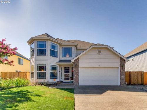 2665 Roanoke St, Woodburn, OR 97071-7656