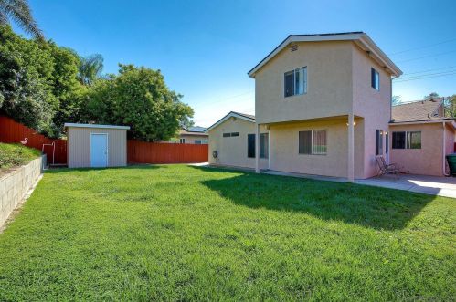 6908 Tanglewood Rd, San Diego CA  92111-4123 exterior