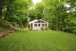 41 Pierrepont Dr, Ridgefield, CT 06877-2019