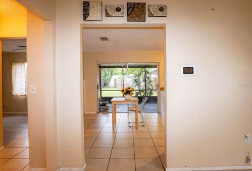 918 Buttercup Dr, Lakeland FL  33801-7501 exterior