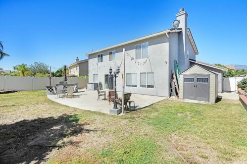 35794 Frederick St, Wildomar CA  92595-8039 exterior