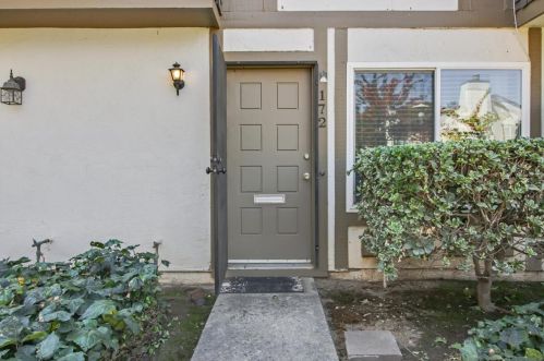 172 Oakbrook Cir, San Jose, CA 95139-1531