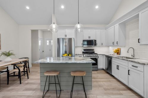 513 5th Ave, Bridgeville PA  15017-1337 exterior