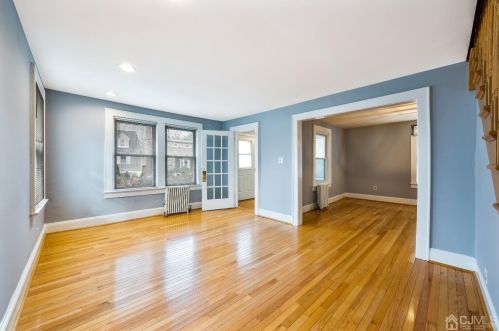 38 Madison Ave, Avenel NJ  07001-1445 exterior