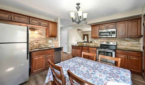 3425 95, Milwaukee WI 53222-3555 exterior