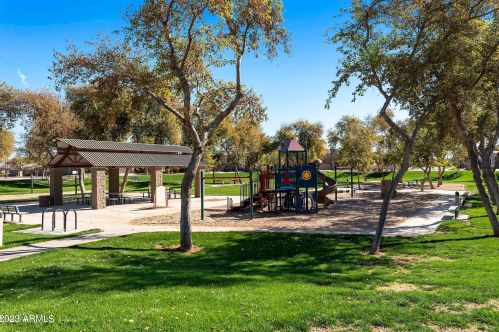 4454 Sundance Ct, Gilbert AZ 85297-9706 exterior