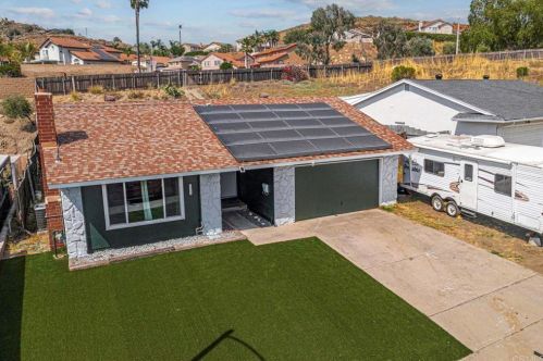 13268 Laurel St, Lakeside CA  92040-3326 exterior