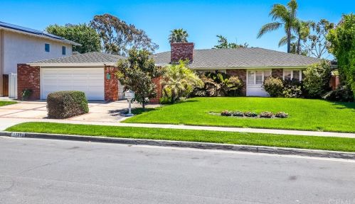 1720 Skylark Ln, Newport Beach, CA 92660-4338