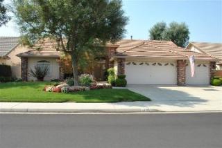 482 Fallbrook Ave, Clovis, CA 93611-7163