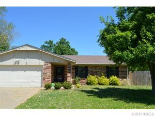 4624 Fenway Cir, Bartlesville, OK 74006-2711