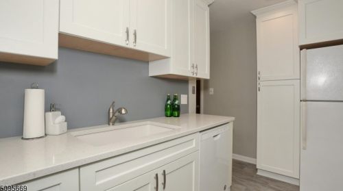 77 Bryant Ave, Bloomfield NJ  07003-5403 exterior