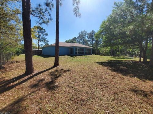 921 Wellington Ave, Lehigh Acres FL 33972-1318 exterior