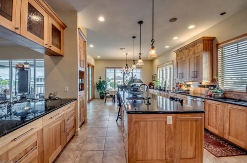 2159 Macadamia Ln, Saint James City FL  33956-2034 exterior