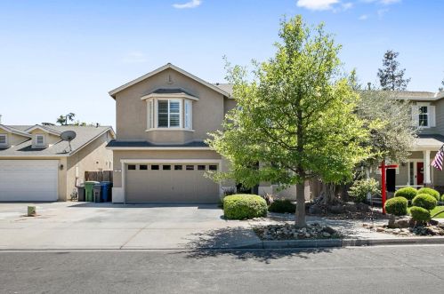 242 Meandering Ln, Turlock CA  95382-7354 exterior