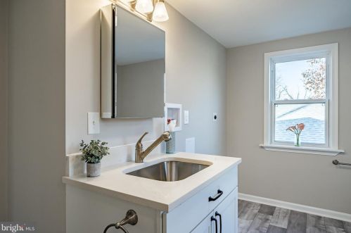 160 Metka Rd, Collegeville PA  19473-1632 exterior