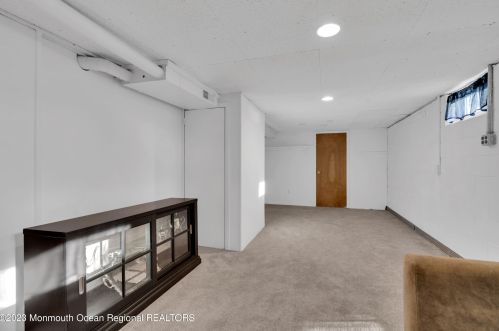 10 Trinity Pl, Jackson Twp NJ  08527-1822 exterior