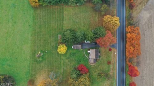 404 Quakertown Rd, Flemington NJ  08822-5610 exterior