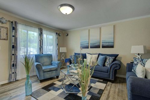 2103 84th St, Kenosha WI  53143-1622 exterior