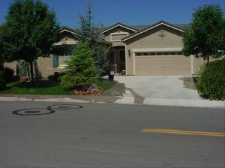 10513 Fort Morgan Way, Reno, NV 89521-5296