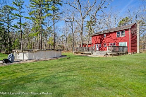 1068 Toms River Rd, Jackson Twp NJ  08527-5240 exterior