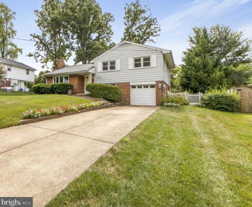 7417 Flora St, Springfield, VA 22150-3913