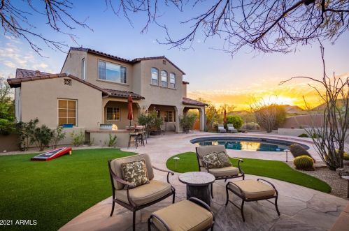 9312 Mountain Spring Rd, Scottsdale, AZ 85255-6623