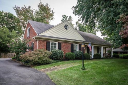 7914 Circle Crest Rd, Louisville, KY 40241-2810
