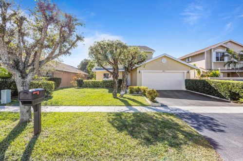 9920 12 St, Hollywood FL 33026-4359 exterior