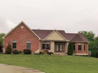 608 Alexandra Ln, Xenia, OH 45385-9499