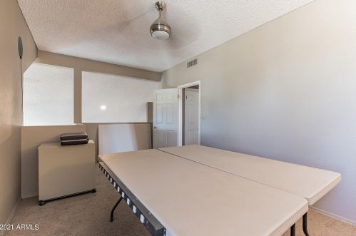 6904 Morrow Dr, Glendale AZ  85308-5850 exterior