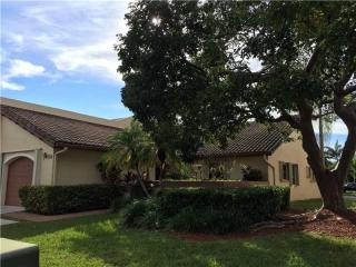 8466 113th Pl, Miami, FL 33178-1902