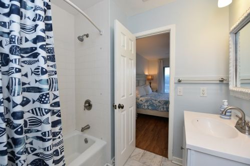 1017 Pne Ave, Saint George Island FL  32328-2416 exterior