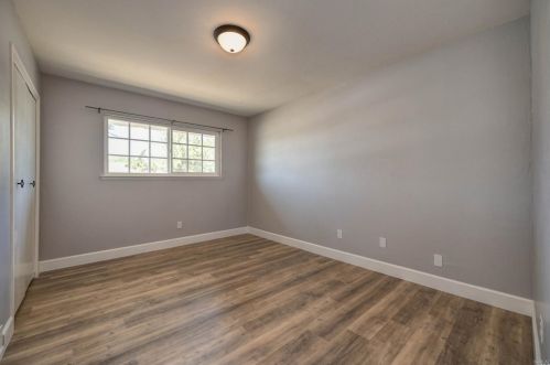 855 B St, Liberty Farms CA  95620-3311 exterior