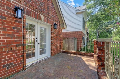 4613 Spruce St, Bellaire, TX 77401-3607