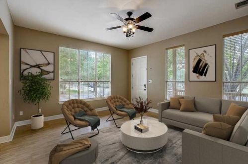 5948 Fergus, Uhland, TX 78640-8866