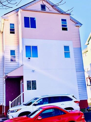 29 Curtin Ave, New Britain, CT 06053-2907